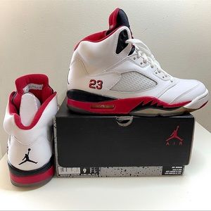 Men’s Air Jordan 5 Retro (136027 120) LIKE NEW in box🔥